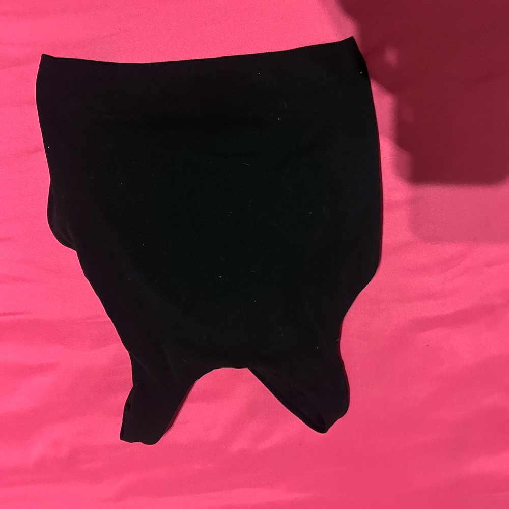 Black athleta crop top